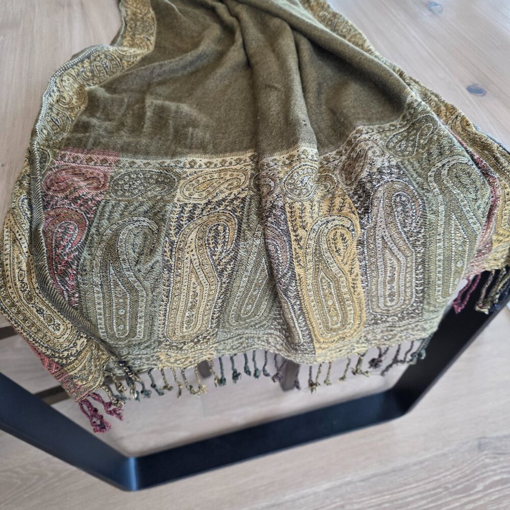 Scarf/Wrap - Picture 6 of 6